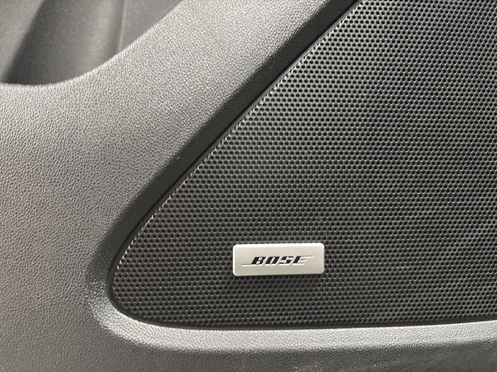 Used 2023 Chevrolet Equinox Premier image 14