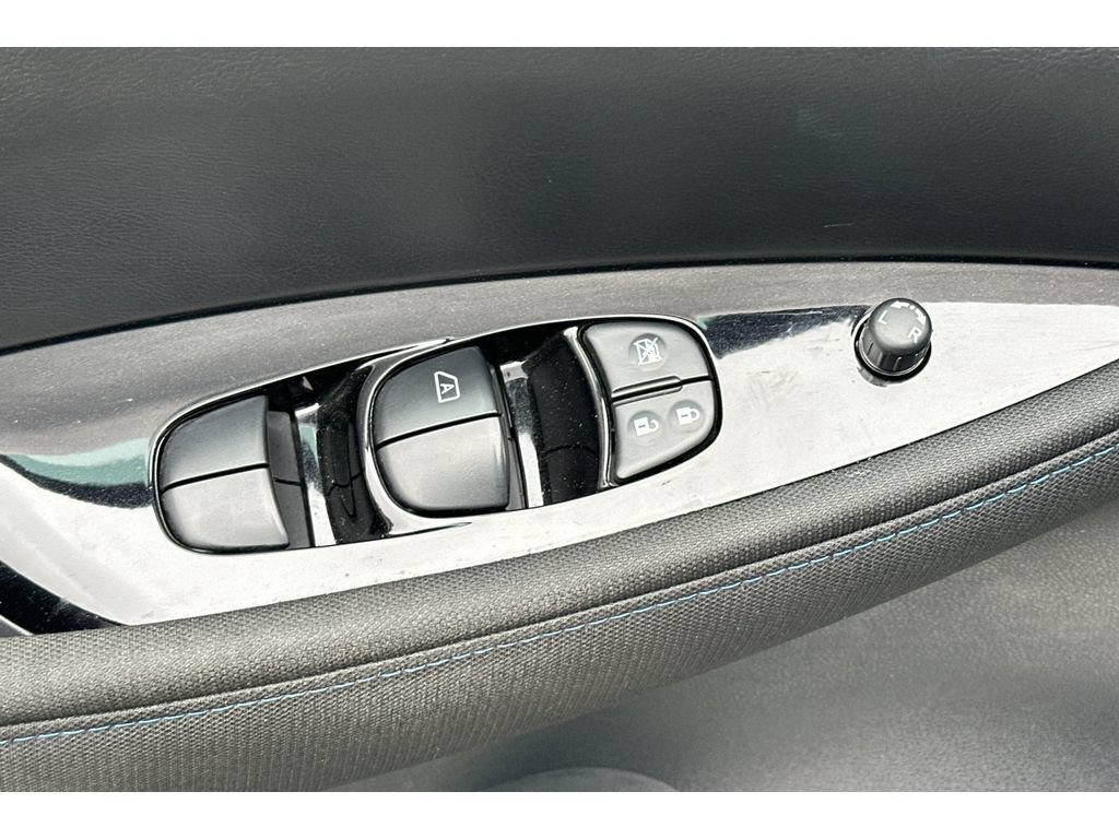 Used 2023 Nissan Leaf SV Plus FWD image 12