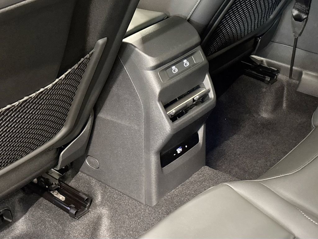 New 2026 Audi Q3 quattro 2.0T image 17