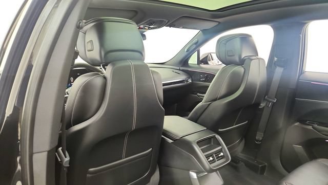 Used 2025 Cadillac Lyriq Sport AWD/4WD image 32