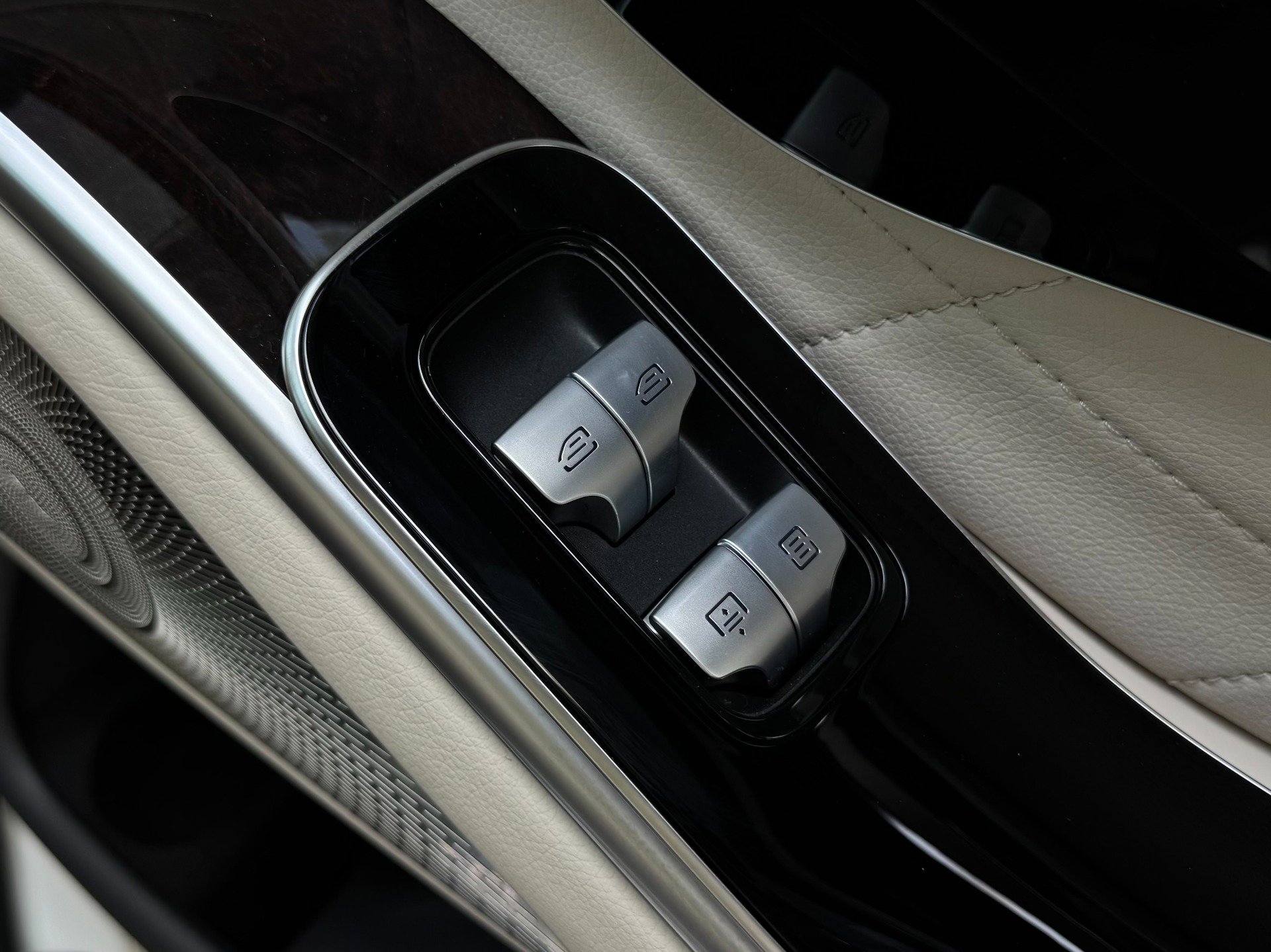 Used 2022 Mercedes-Benz S 580 4MATIC Sedan image 28