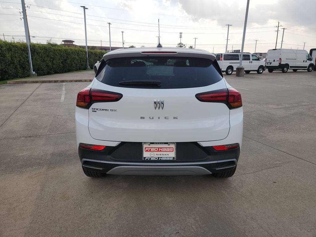 Used 2025 Buick Encore GX Preferred AWD/4WD image 6
