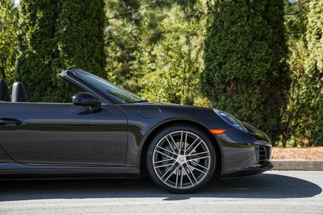 Used 2019 Porsche 911 Carrera RWD image 14