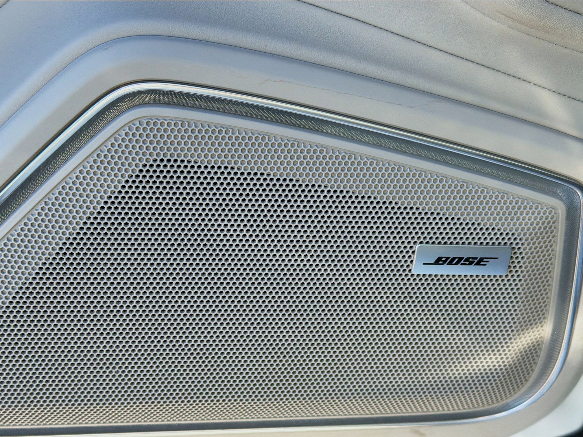 Used 2023 Porsche Panamera 4S w/ Premium Package image 23