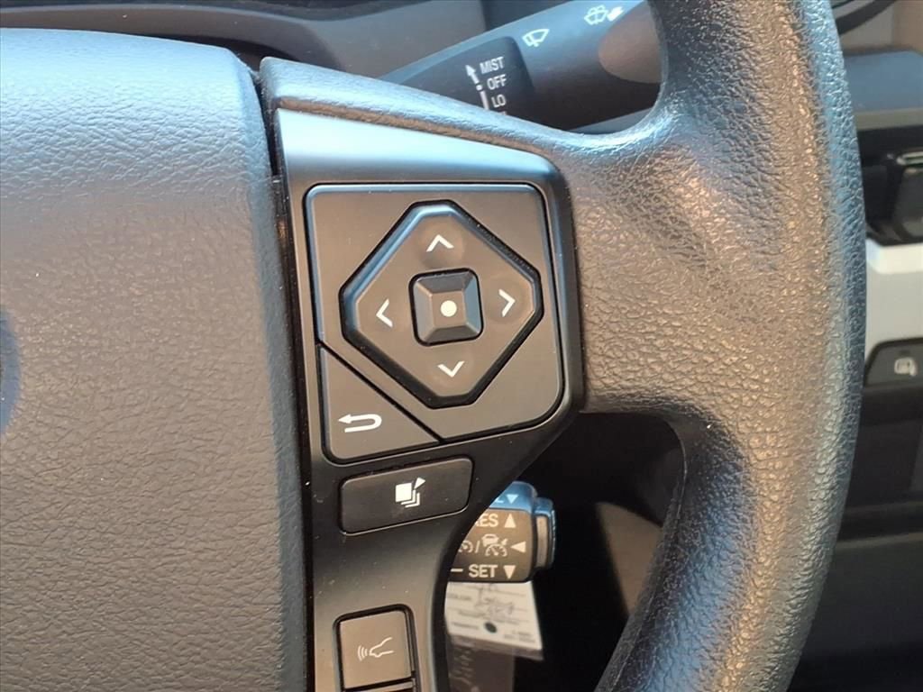 Used 2018 Toyota Tacoma SR w/ SR Convenience Package image 13