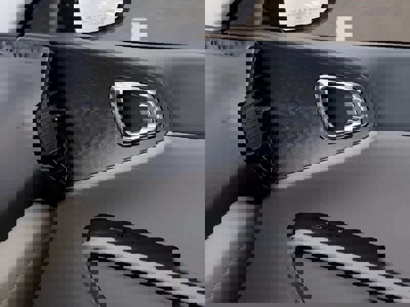 Certified 2025 Kia Soul EX image 25