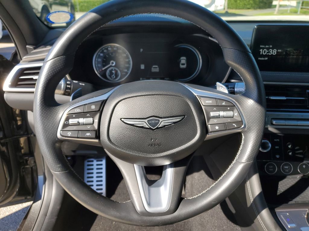 Used 2025 Genesis G70 2.5T w/ Sport Prestige Package image 23