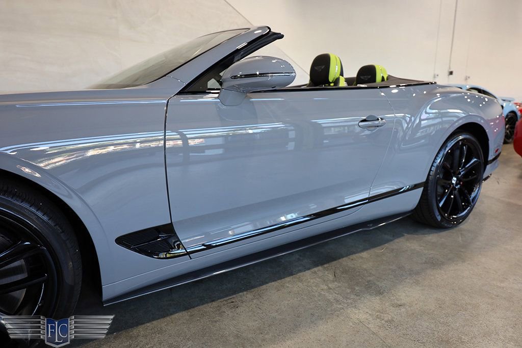 Used 2021 Bentley Continental GT image 11