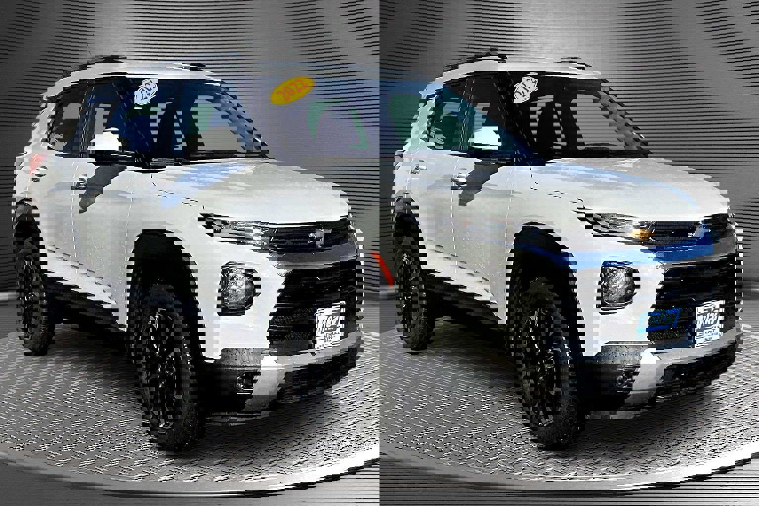 Used 2022 Chevrolet TrailBlazer LT w/ Driver Confidence Package image 1