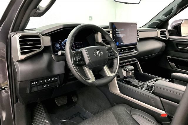 Used 2025 Toyota Tundra Limited image 17