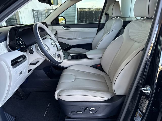 Used 2024 Hyundai Palisade Calligraphy image 9