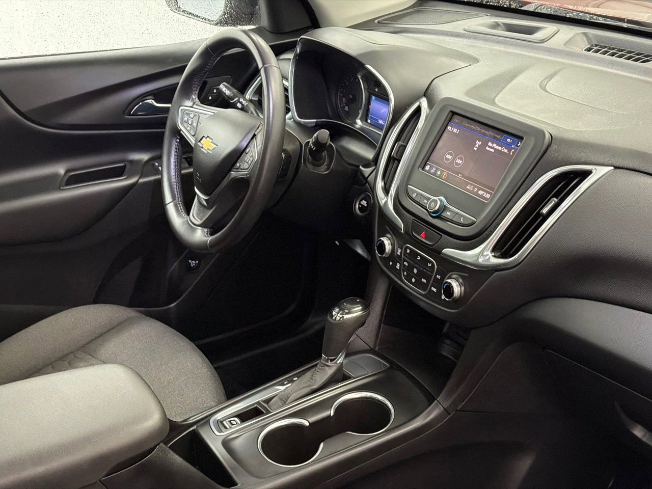 Used 2020 Chevrolet Equinox LT image 10