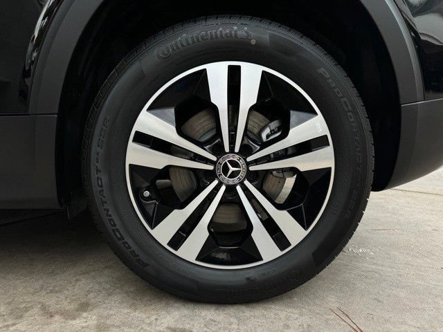 Certified 2025 Mercedes-Benz GLB 250 image 20