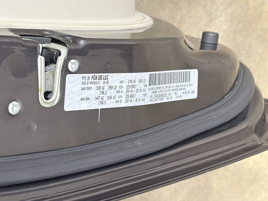 Used 2019 Dodge Grand Caravan SE w/ UConnect Hands-Free Group FWD image 33
