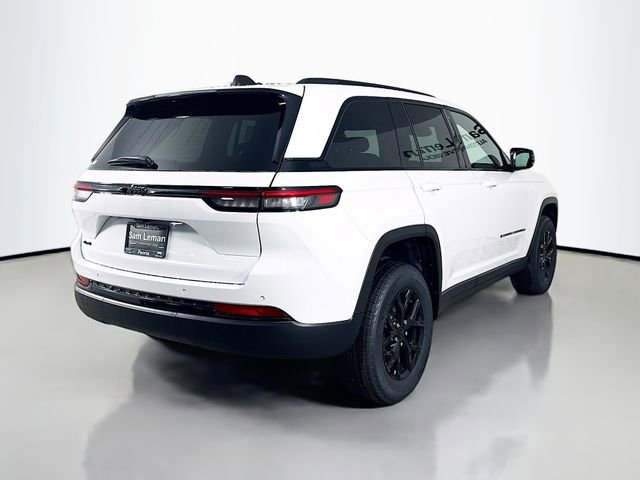New 2025 Jeep Grand Cherokee Altitude image 7