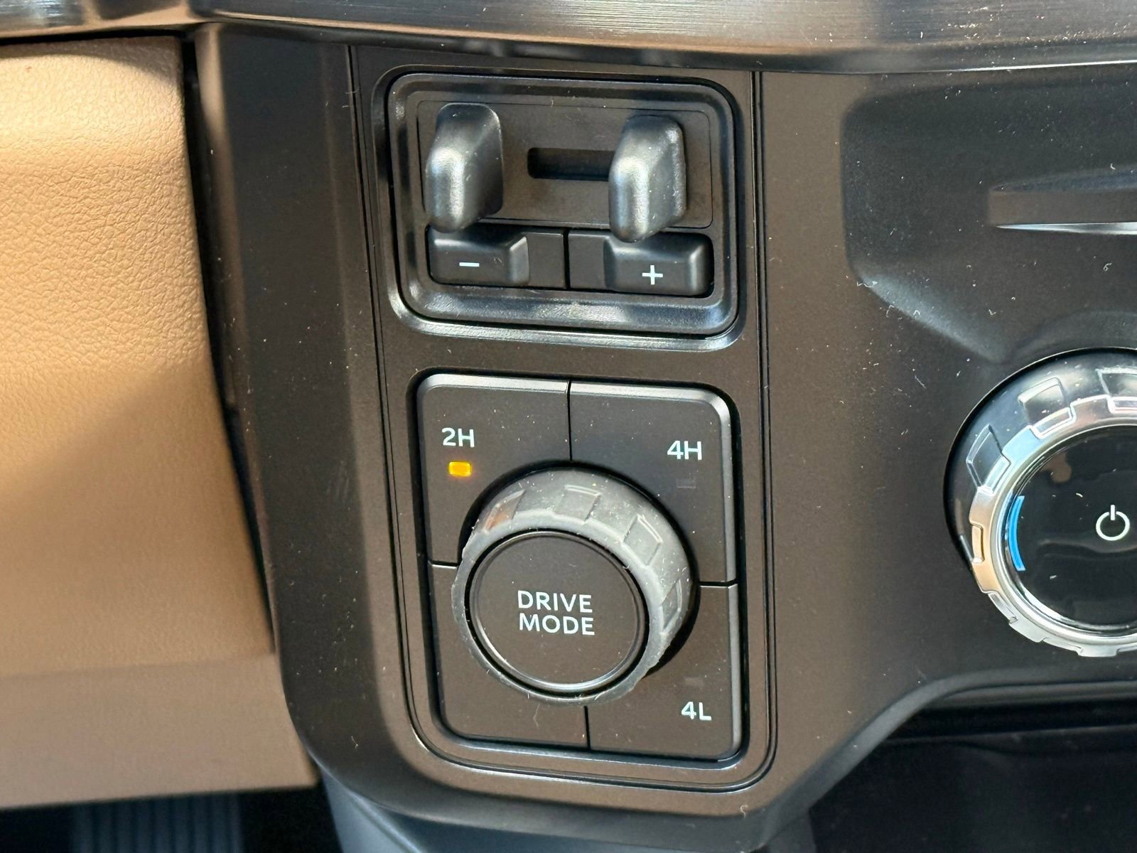New 2026 Ford F250 4x4 Crew Cab Super Duty image 27