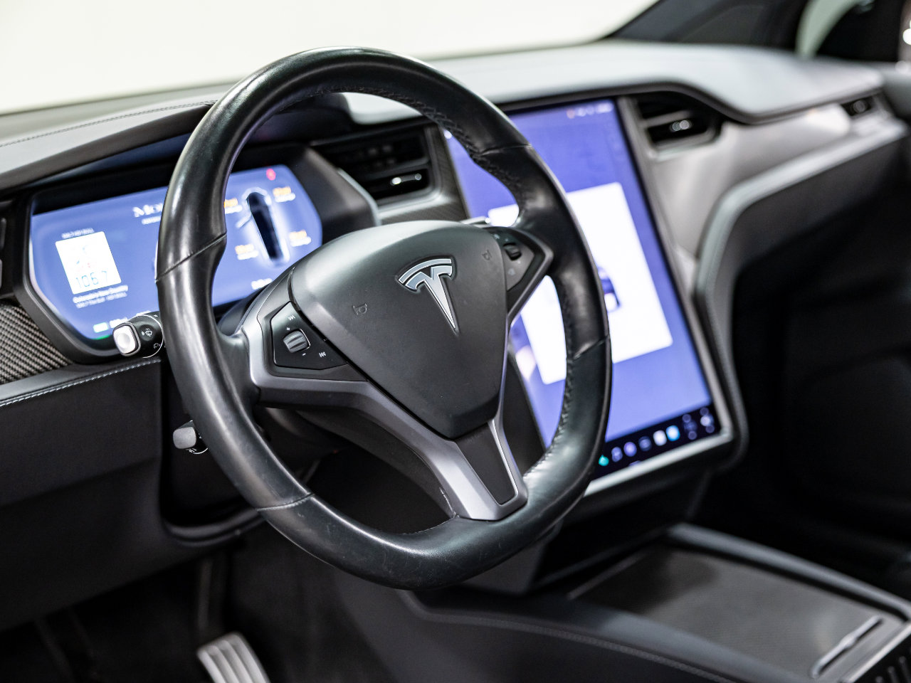 Used 2019 Tesla Model X P100D image 30