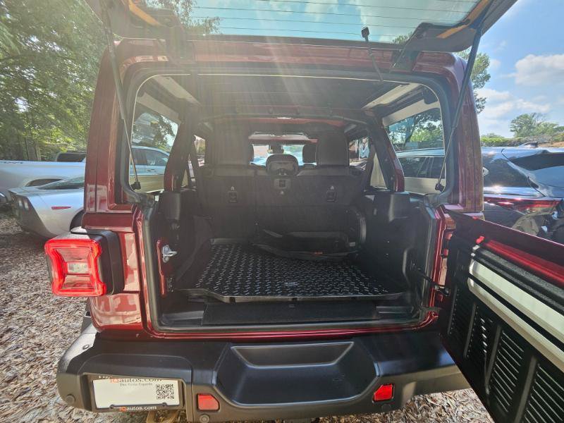 Used 2022 Jeep Wrangler Unlimited Rubicon AWD/4WD image 84