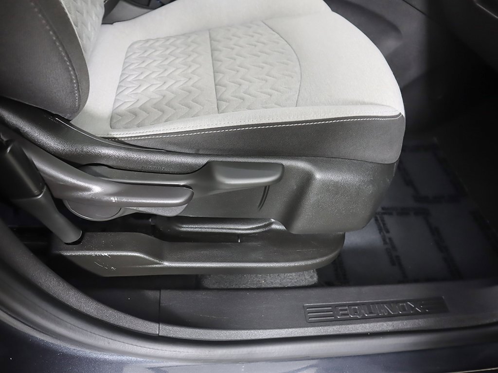 Used 2023 Chevrolet Equinox LT image 28