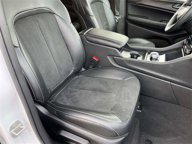 Used 2024 Jeep Grand Cherokee Altitude image 23