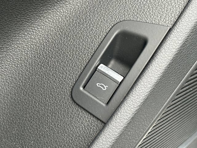 Used 2025 Audi Q7 3.0T Premium Plus AWD/4WD image 17