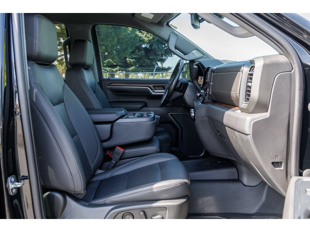 Used 2022 GMC Sierra 1500 SLT AWD/4WD image 11