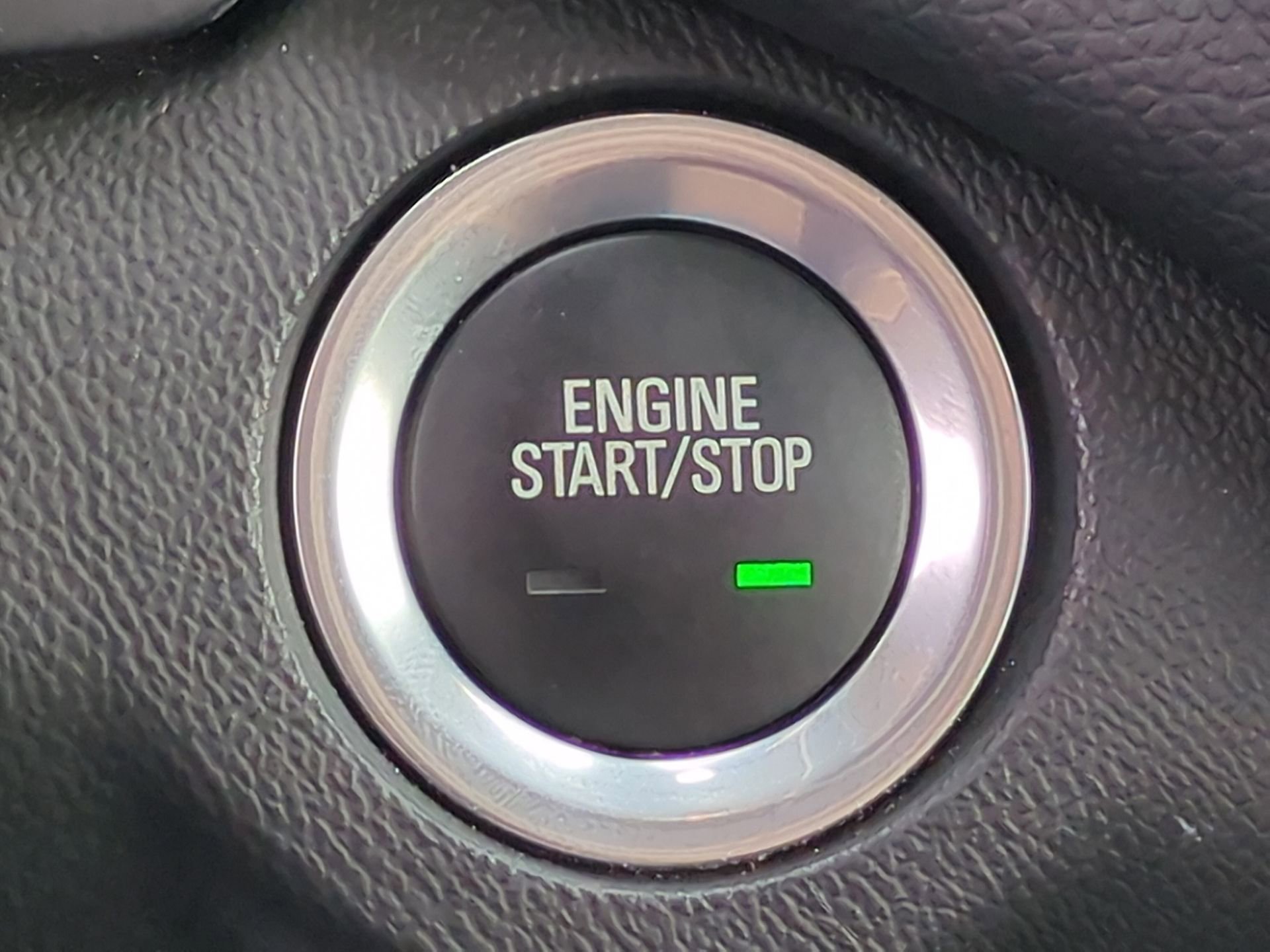 Certified 2021 Chevrolet Equinox LT AWD/4WD image 17
