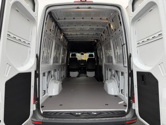 New 2025 Mercedes-Benz Sprinter 2500 image 12