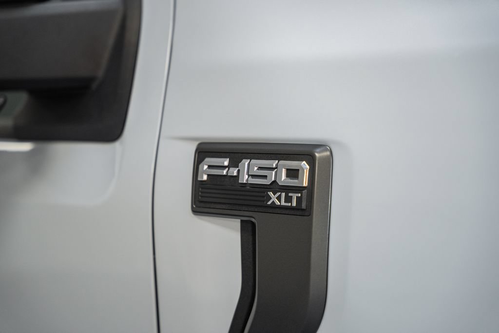 Used 2022 Ford F150 XLT w/ Equipment Group 302A High AWD/4WD image 18