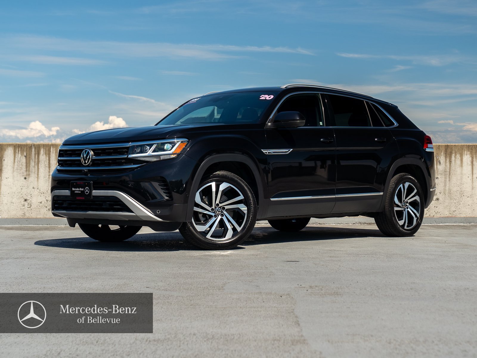Used 2020 Volkswagen Atlas Cross Sport SEL Premium AWD/4WD image 1