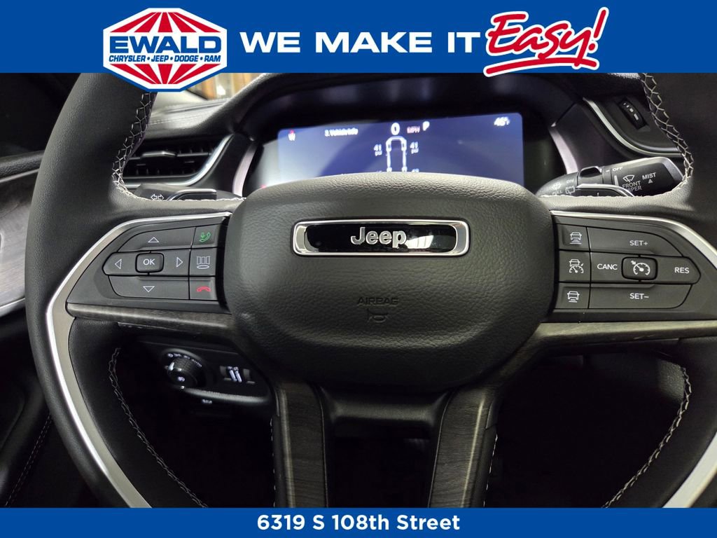 New 2025 Jeep Grand Cherokee L Limited image 6