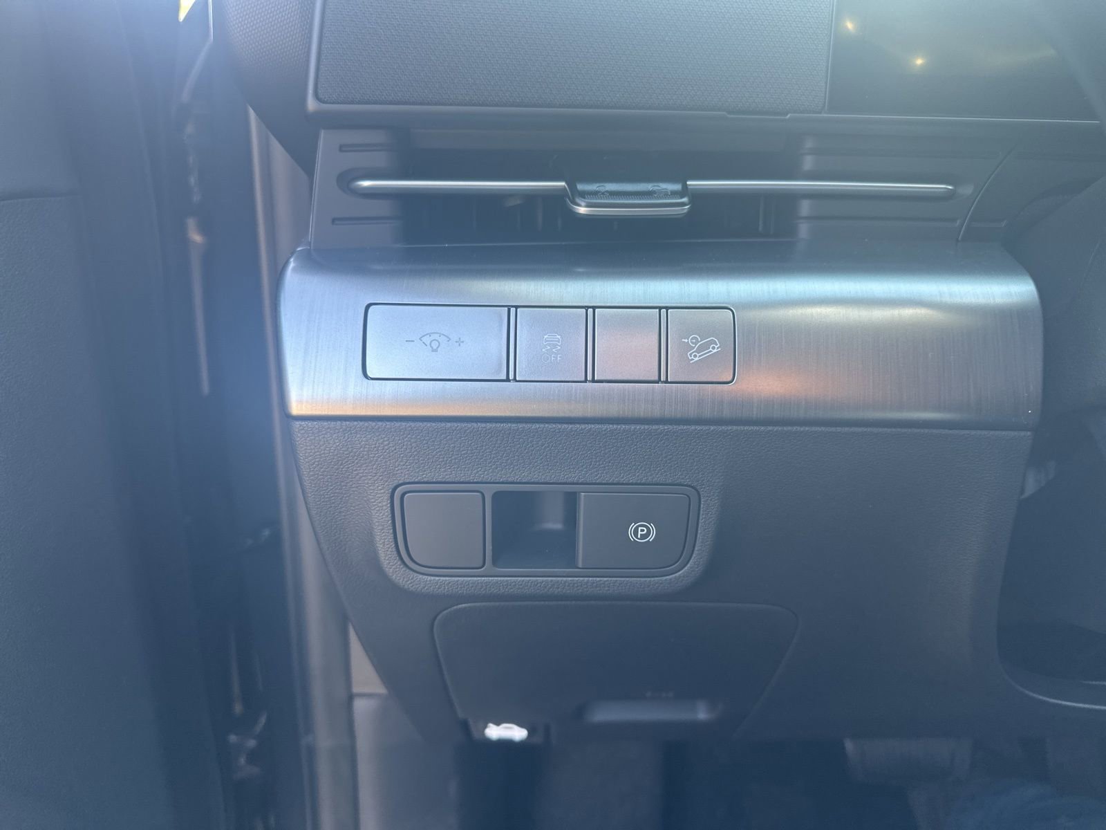 New 2026 Hyundai Kona SEL Premium image 13