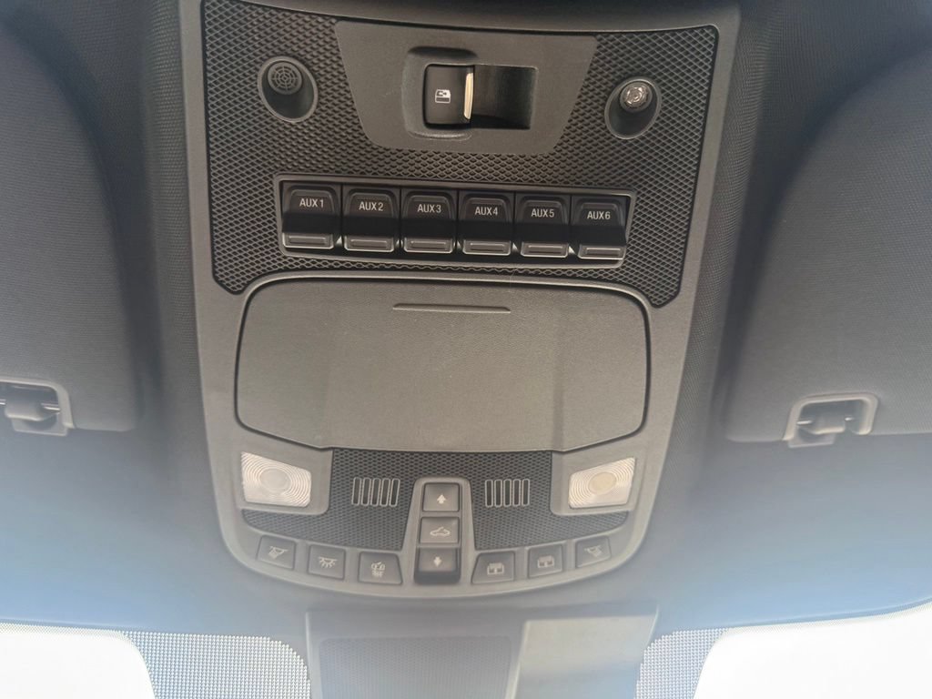 Used 2019 Ford F150 Raptor w/ Equipment Group 802A Luxury AWD/4WD image 40