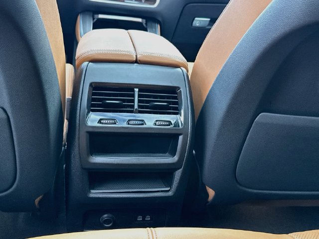 Used 2024 BMW X5 sDrive40i w/ M Sport Package RWD image 26