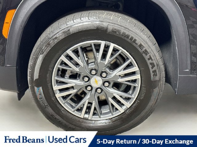 Used 2026 Chevrolet Traverse LT w/ Driver Confidence Package FWD image 37