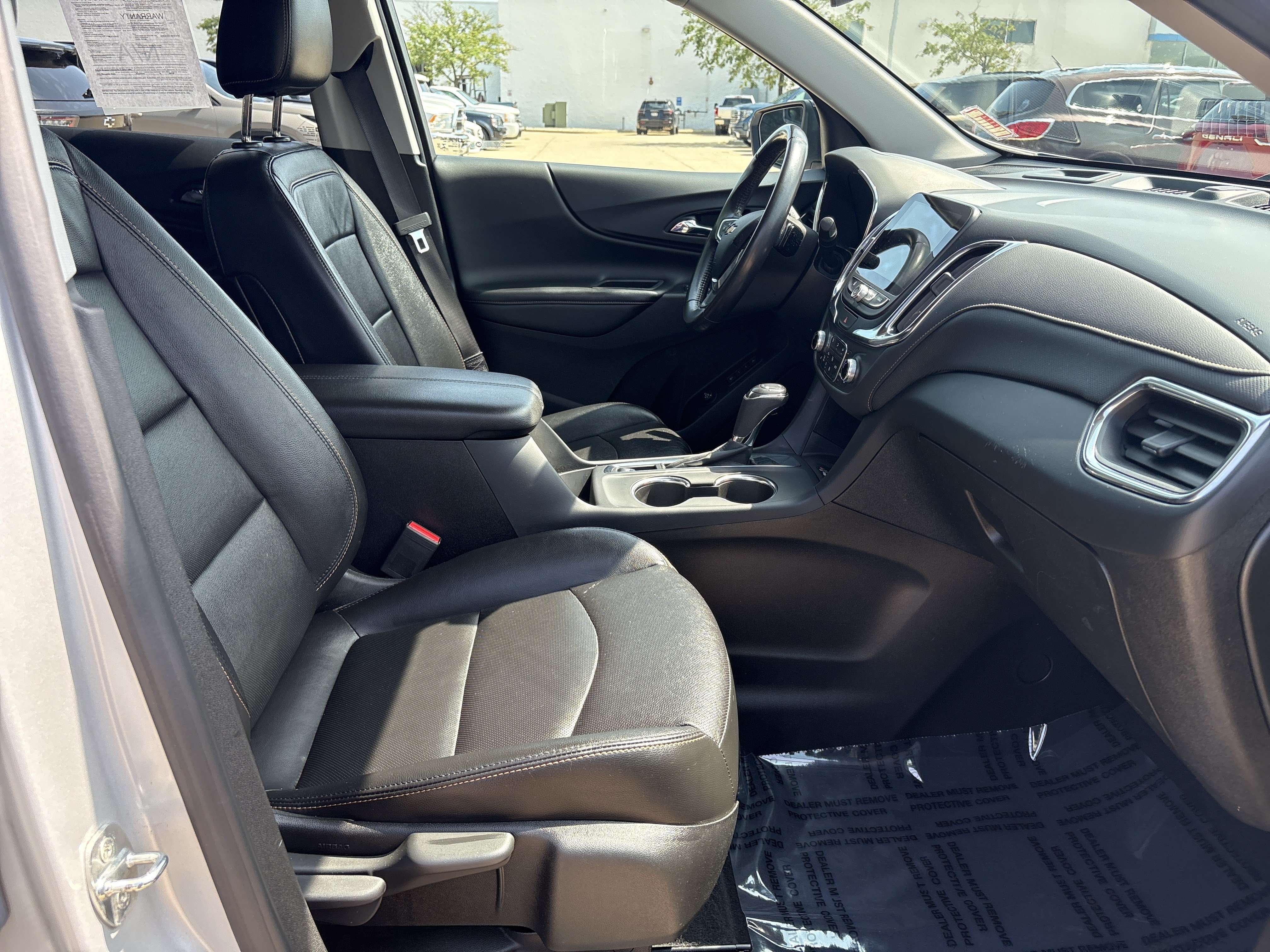 Used 2021 Chevrolet Equinox Premier w/ Redline Edition FWD image 18