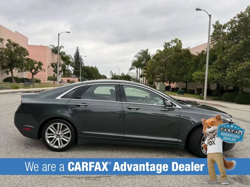 Used 2015 Lincoln MKZ w/ Equipment Group 101A Select FWD image 4