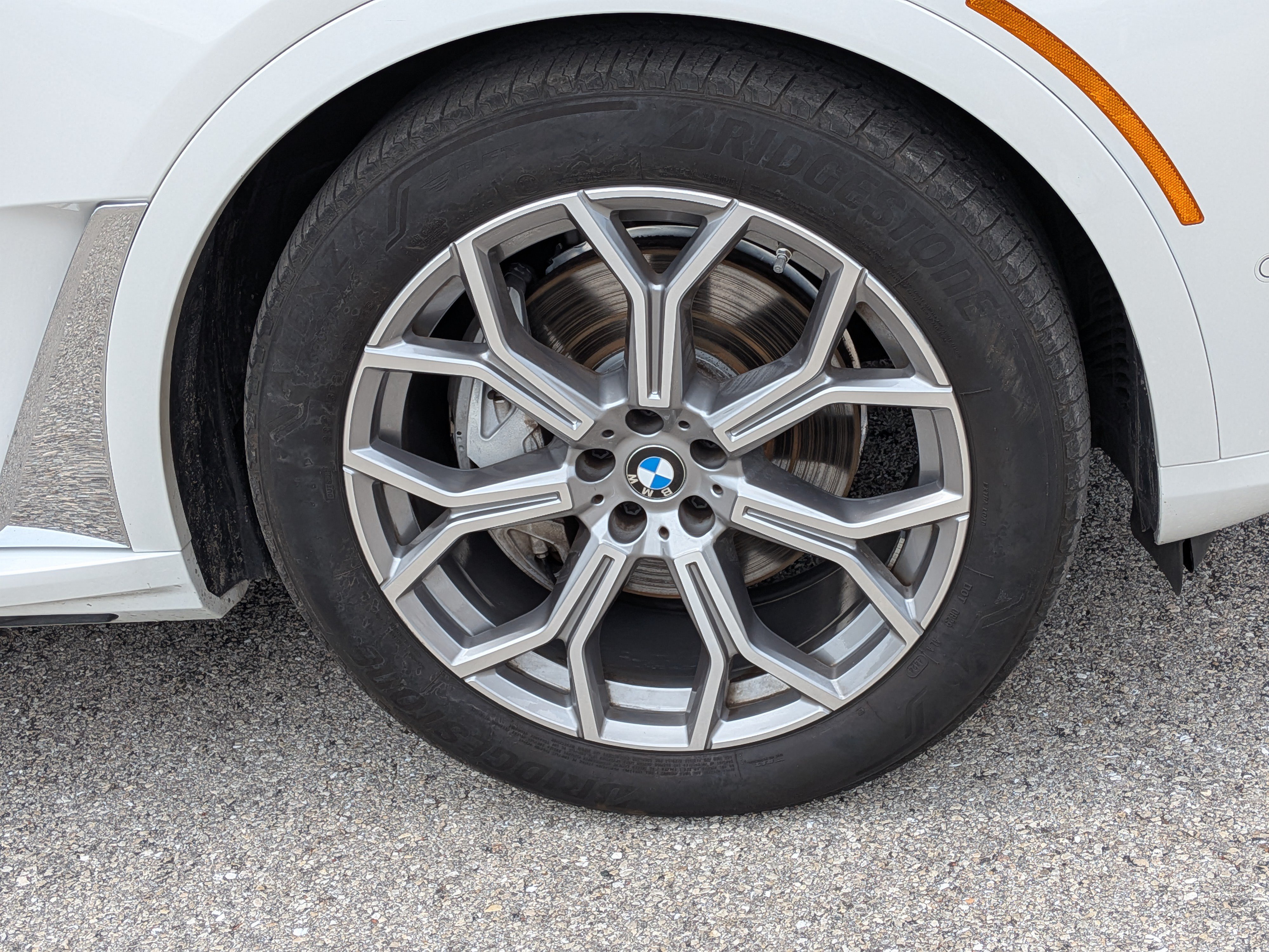Used 2025 BMW X7 xDrive40i AWD/4WD image 11