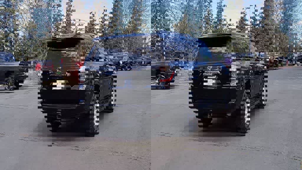 Used 2024 Toyota 4Runner SR5 image 8