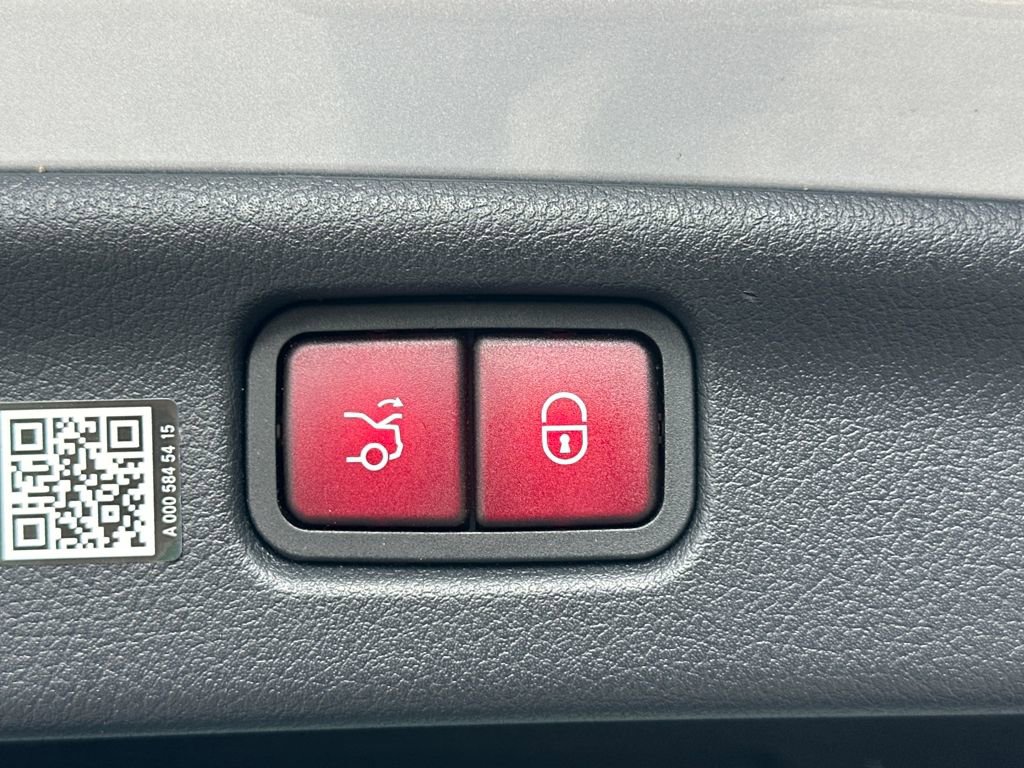 Certified 2024 Mercedes-Benz C 300 4MATIC Sedan image 30