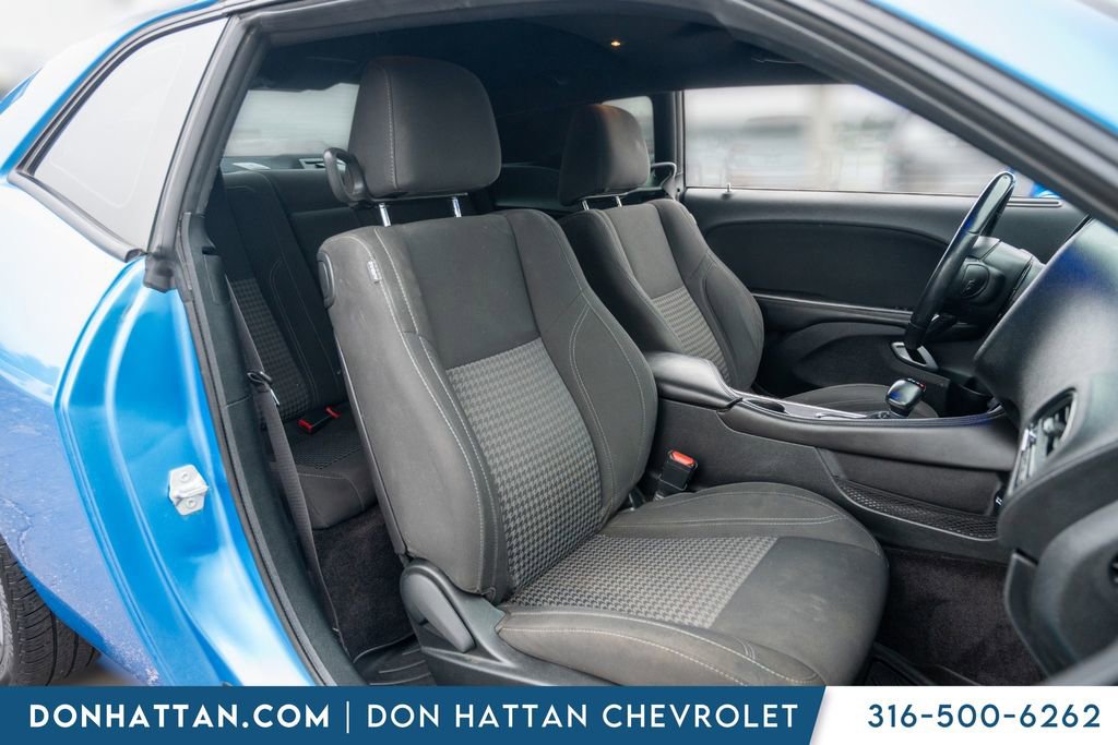 Used 2018 Dodge Challenger SXT w/ Blacktop Package RWD image 20