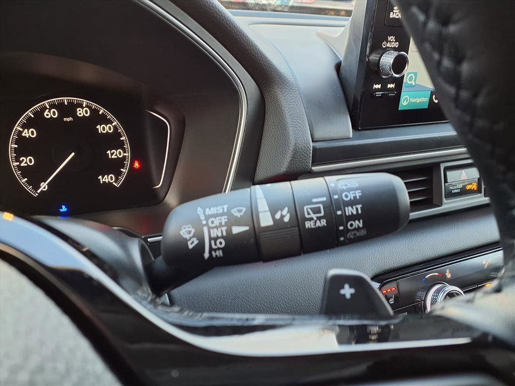 Certified 2025 Honda Pilot Touring image 29