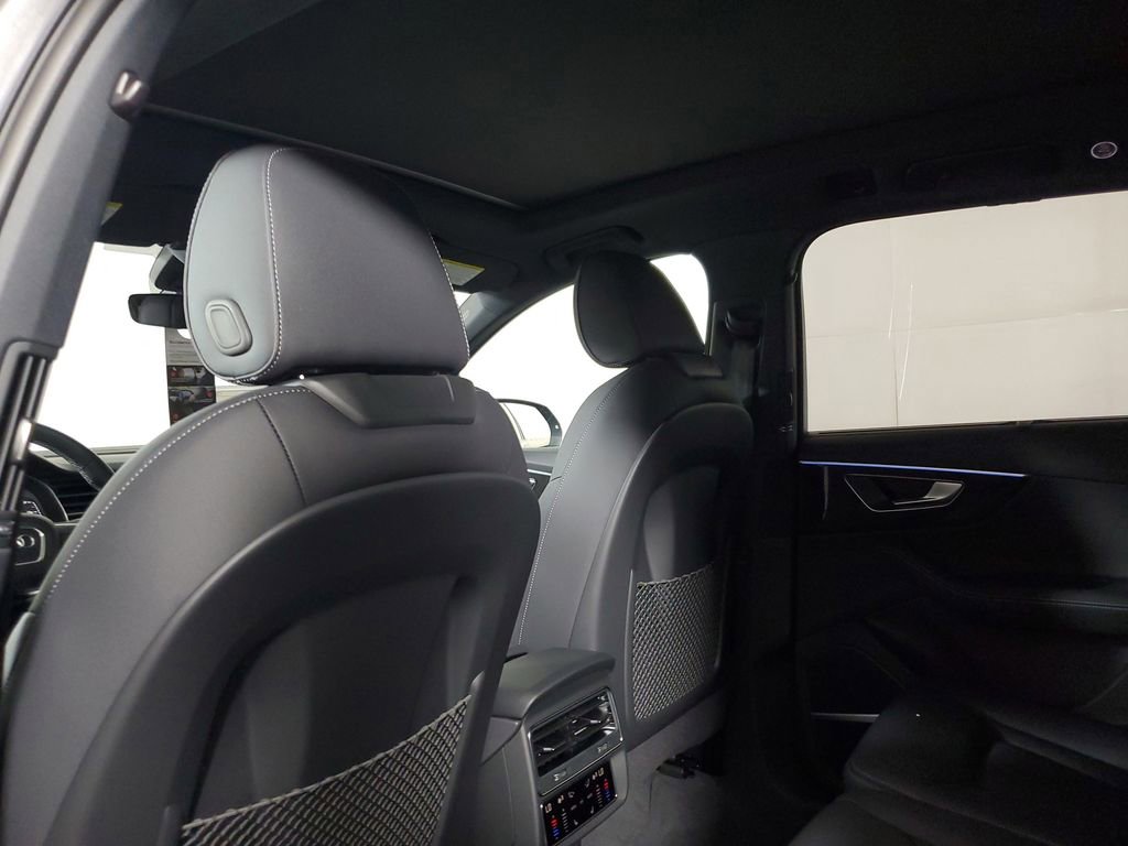 New 2026 Audi Q7 3.0T Premium Plus AWD/4WD image 14
