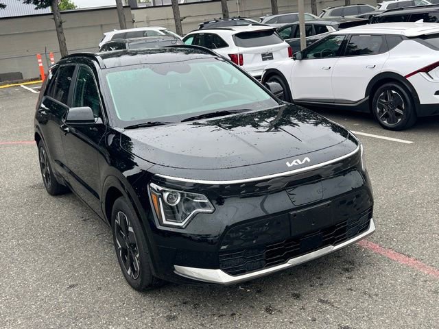 Used 2025 Kia Niro Wind w/ Wind Preserve Package FWD image 5