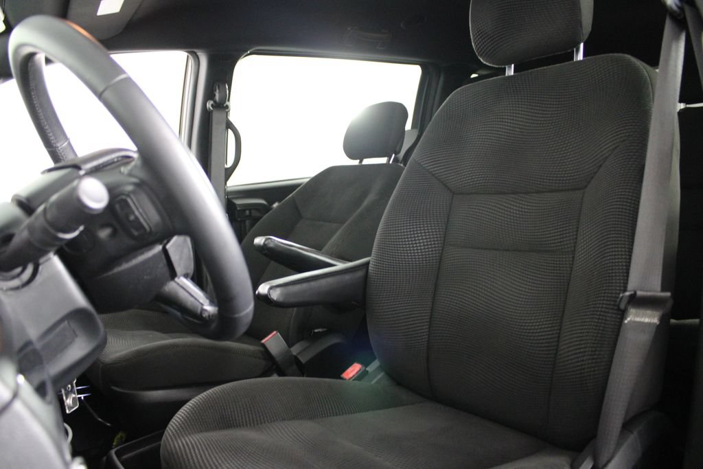 Used 2020 Dodge Grand Caravan SE FWD image 18