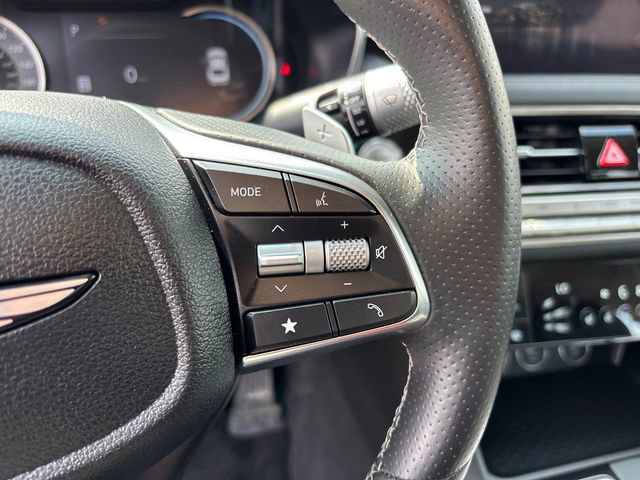 Used 2025 Genesis G70 2.5T image 20