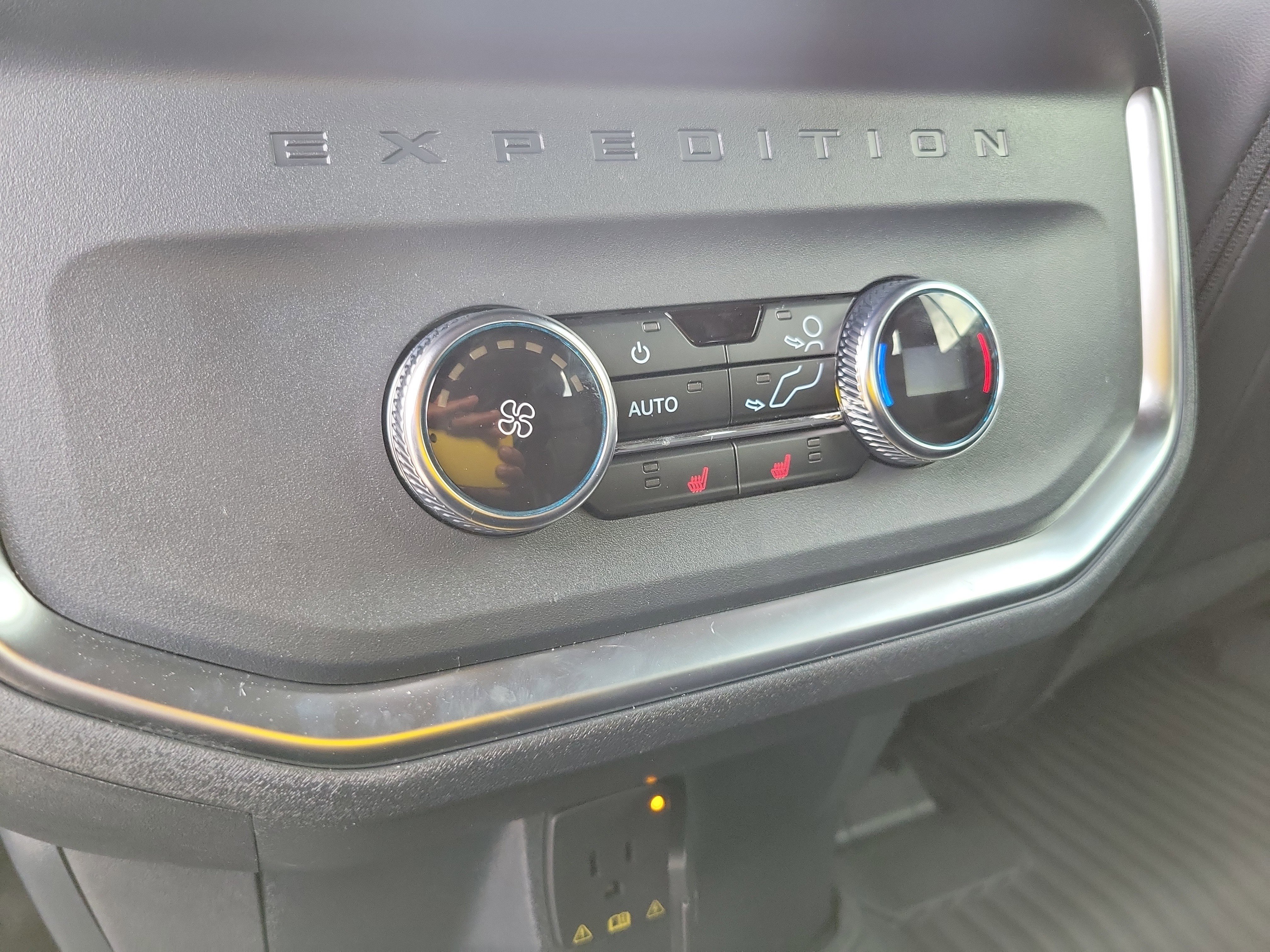 New 2025 Ford Expedition Tremor AWD/4WD image 9