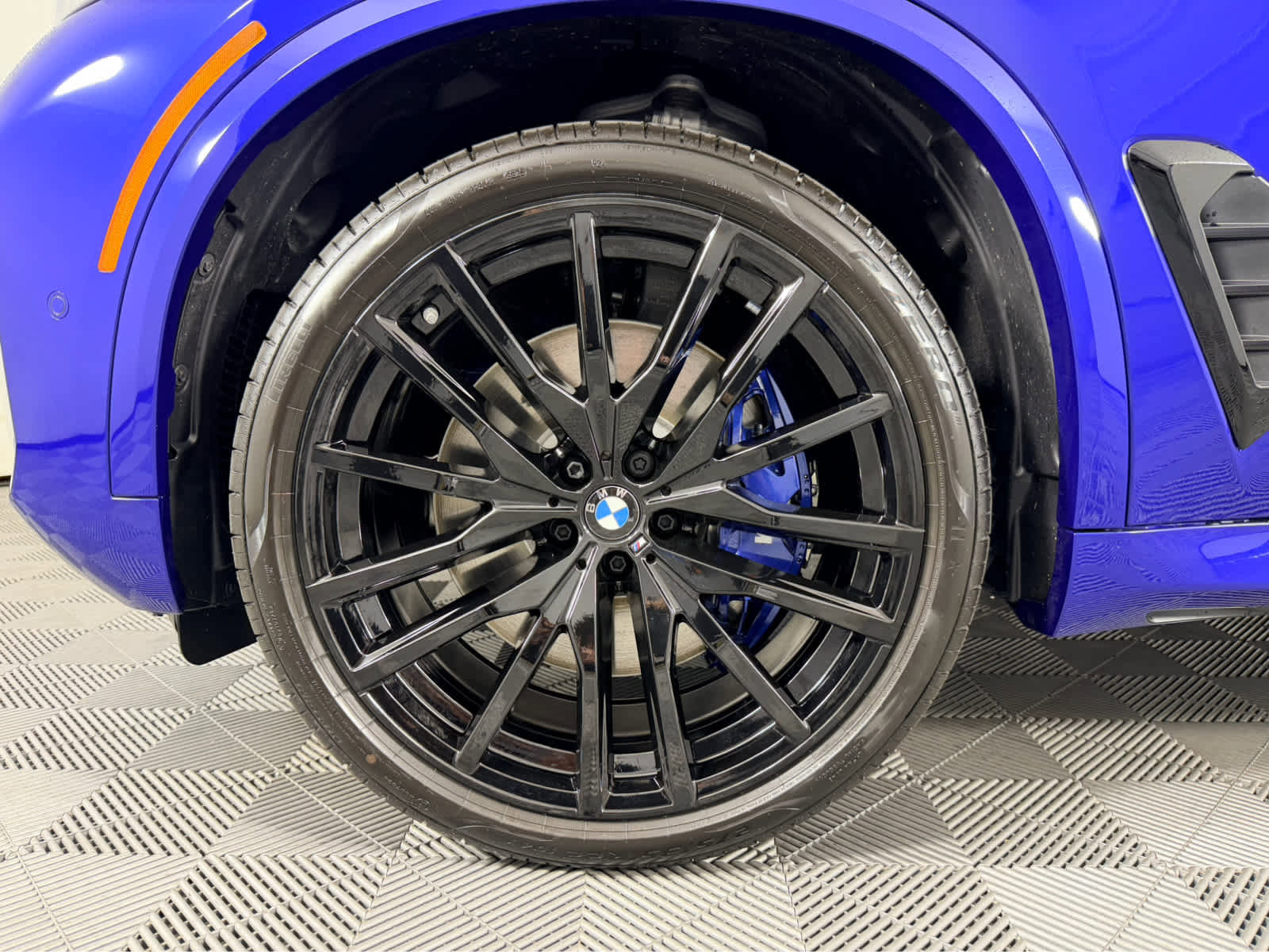 New 2026 BMW X5 M60i image 12