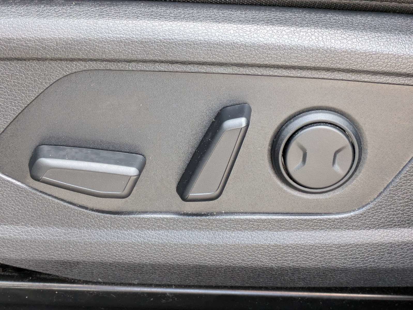 Certified 2023 Kia Sportage EX FWD image 17