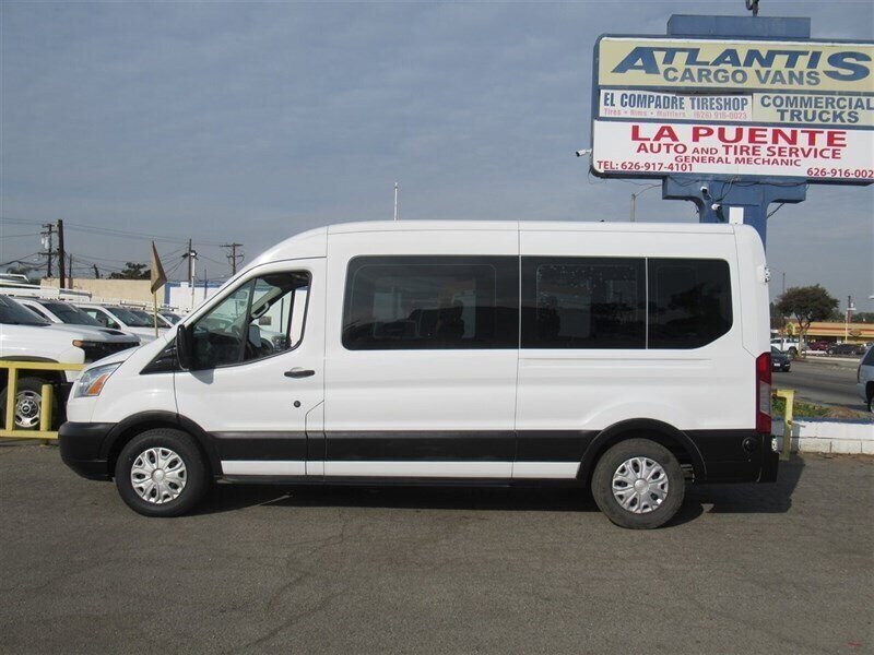 Used 2019 Ford Transit 350 XLT RWD image 2